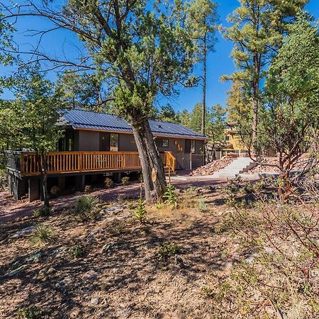 The Pine House - Cozy Mid-Century Modern, Pet-Friendly Villa Exterior foto