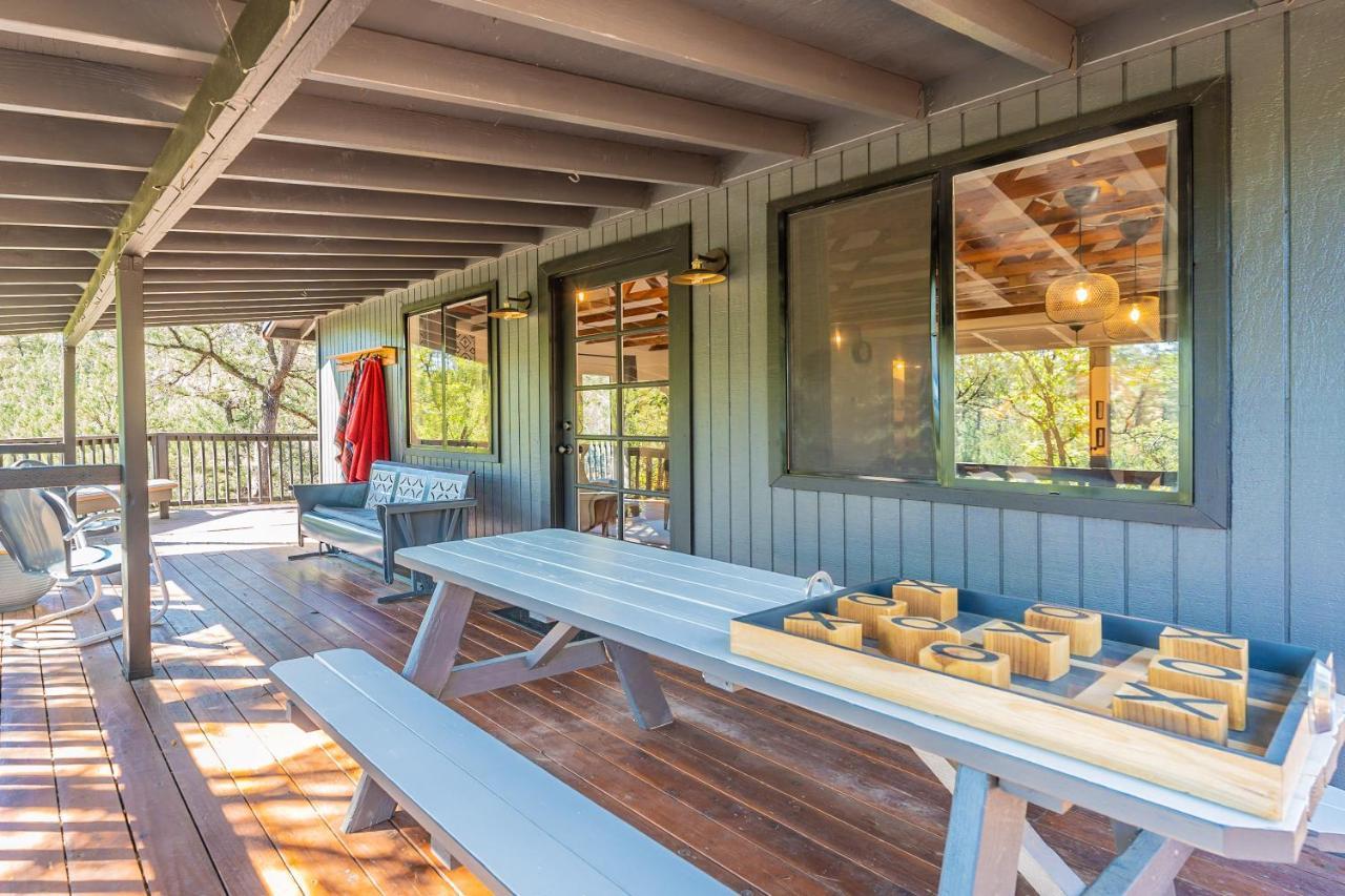 The Pine House - Cozy Mid-Century Modern, Pet-Friendly Villa Exterior foto